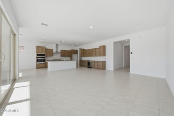 18363 Yavapai St, Goodyear, AZ 85338