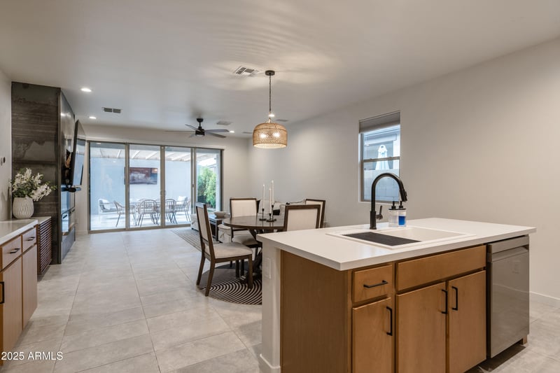 18365 Ewers Dr, Surprise, AZ 85374
