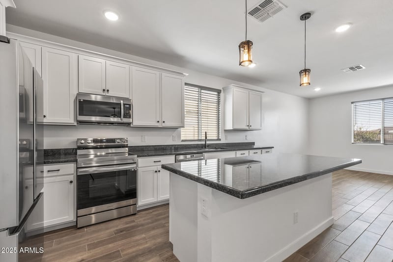 18369 La Senda Dr, Surprise, AZ 85387