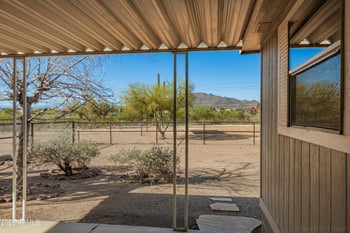 1837 Irvine Rd, Phoenix, AZ 85086