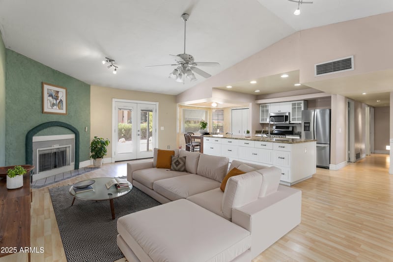 1837 Presidio Rd, Phoenix, AZ 85022