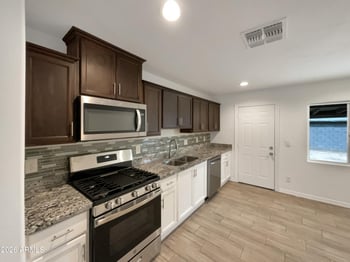 1838 Alta Vista Rd, Phoenix, AZ 85041