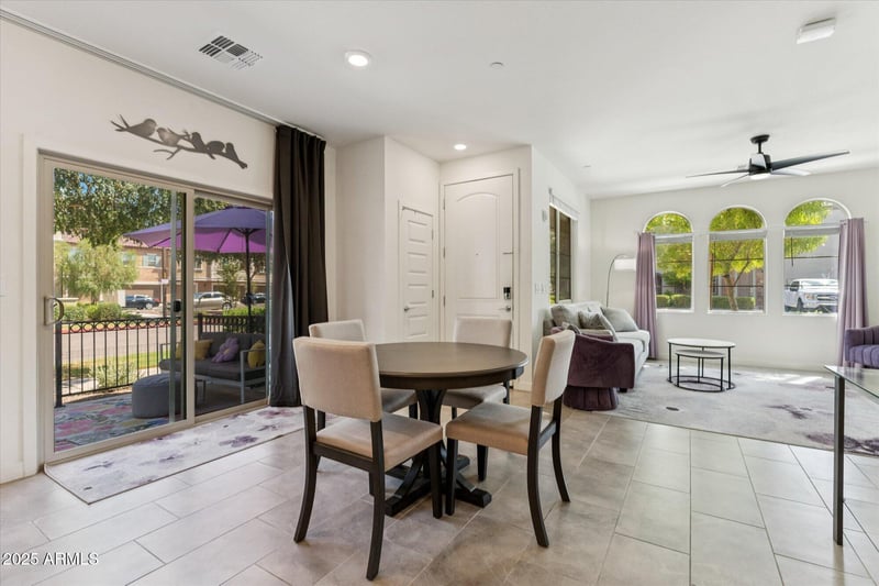 1838 Bridgeport Pw #102, Gilbert, AZ 85295