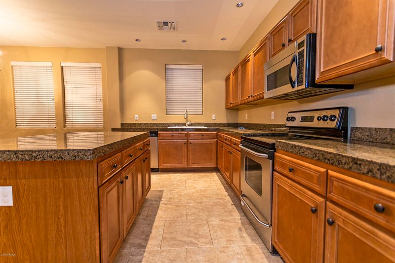 1838 E Patrick Ln, Phoenix, AZ 85024