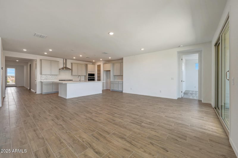 18381 Mohave St, Goodyear, AZ 85338