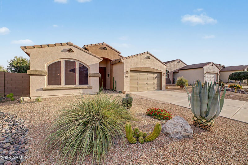 18389 E Los Corales Camp, Gold Canyon, AZ 85118