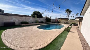 1839 Kerry Ln, Phoenix, AZ 85027