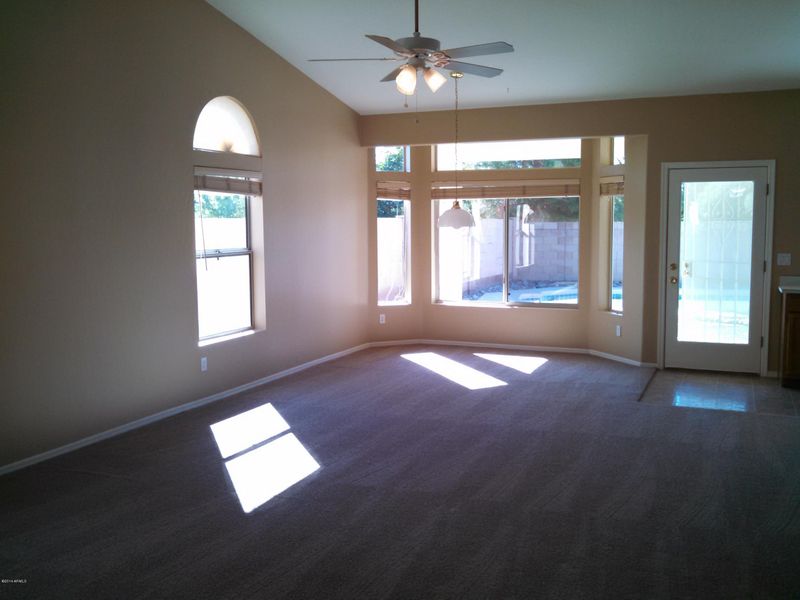 1839 W Leah Ln, Gilbert, AZ 85233