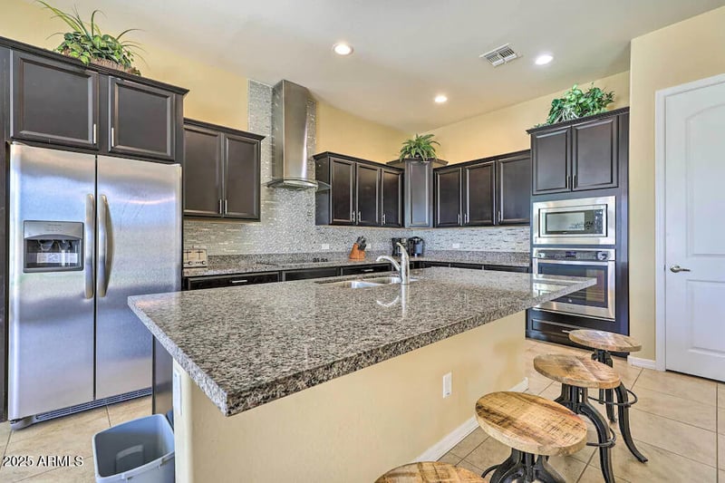 18392 Thunderhill Pl, Goodyear, AZ 85338