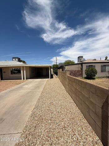 1840 Clarendon Ave, Phoenix, AZ 85016