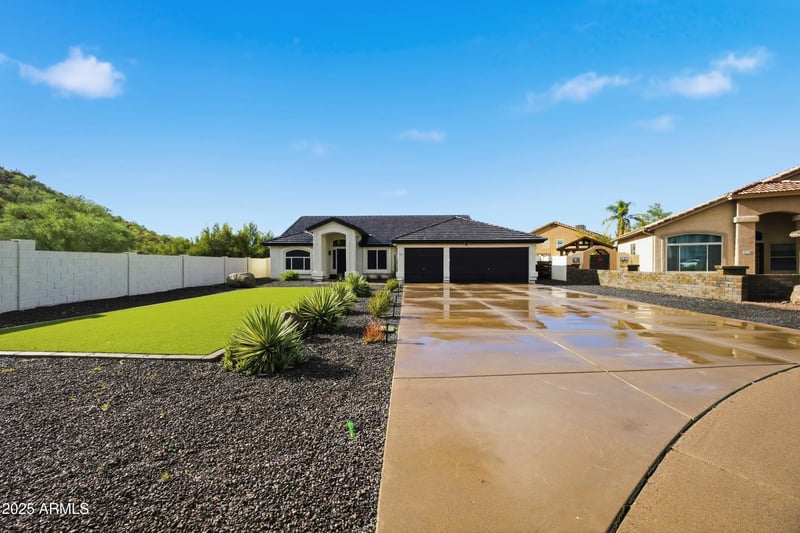 1840 Rowen Cir, Mesa, AZ 85207