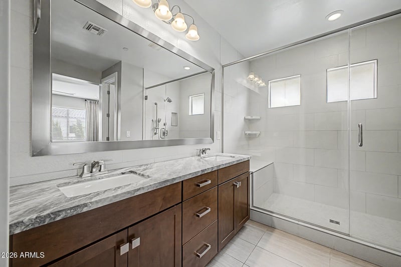 1840 Follett Way, Gilbert, AZ 85295