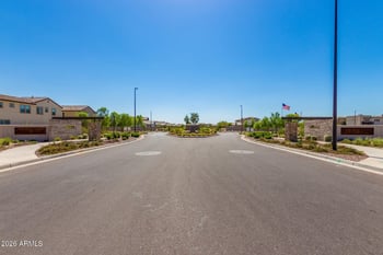 1840 Follett Way, Gilbert, AZ 85295