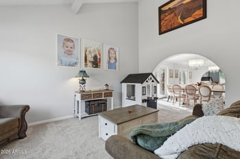 18402 46th Dr, Glendale, AZ 85308