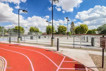 18402 Conestoga Dr, Sun City, AZ 85373