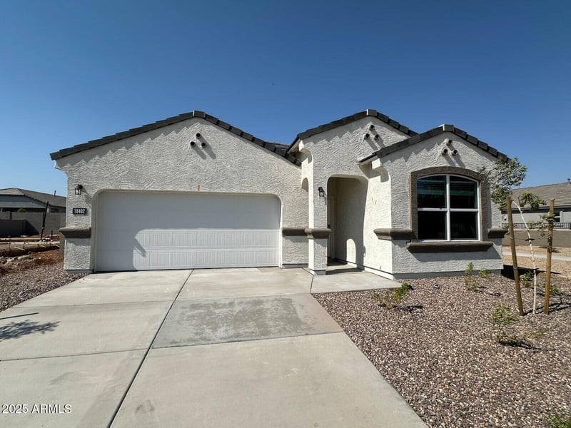 18402 Hackamore Dr, Wittmann, AZ 85361