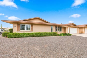 18402 N 95th Ave, Sun City, AZ 85373