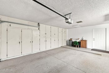 18402 N 95th Ave, Sun City, AZ 85373