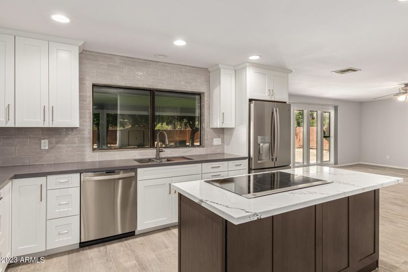 18404 N 78th Dr, Glendale, AZ 85308