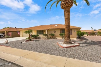 18406 N 96th Ave, Sun City, AZ 85373