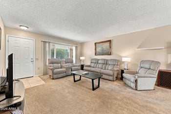 18406 N 96th Ave, Sun City, AZ 85373