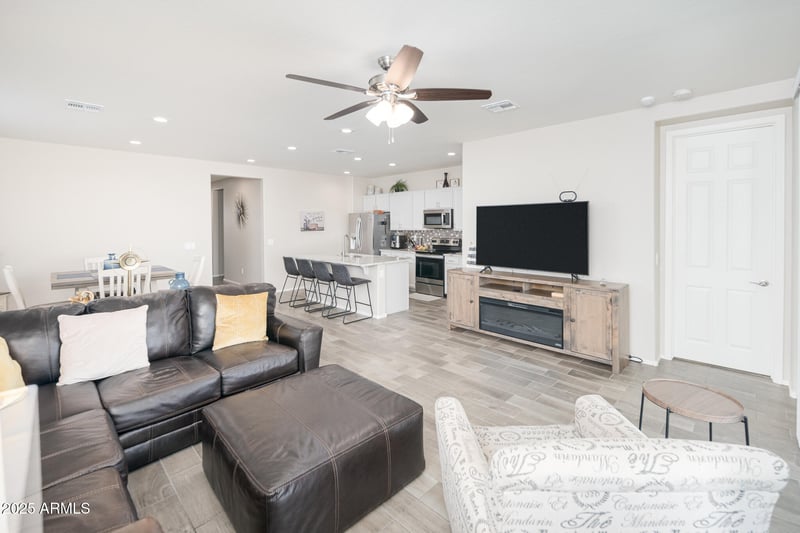 18406 Sunbelt Dr, Surprise, AZ 85374