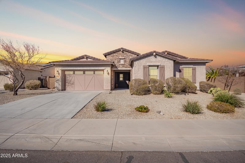 18406 Verbena Dr, Goodyear, AZ 85338