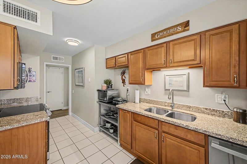 18407 132nd Ave, Sun City West, AZ 85375