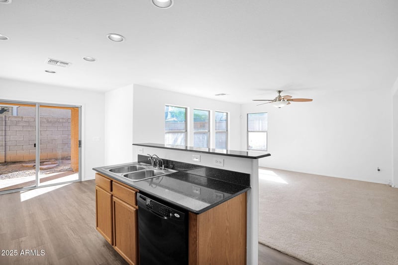 18409 Dawn Dr, Surprise, AZ 85374