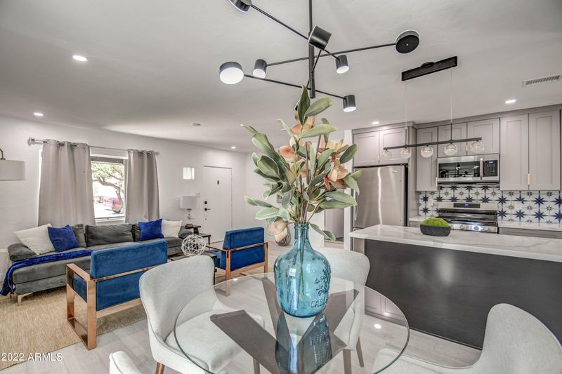 1841 N Laurel Ave, Phoenix, AZ 85007