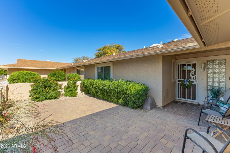 18411 Conestoga Dr, Sun City, AZ 85373