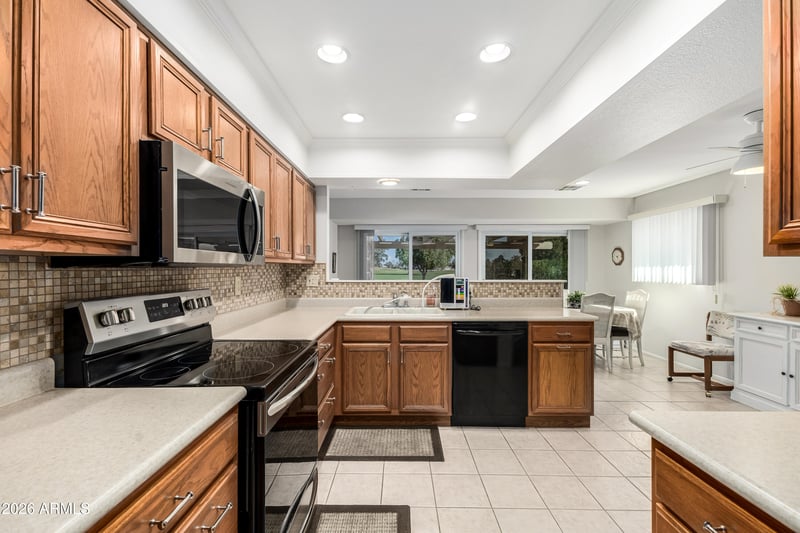 18411 Conestoga Dr, Sun City, AZ 85373