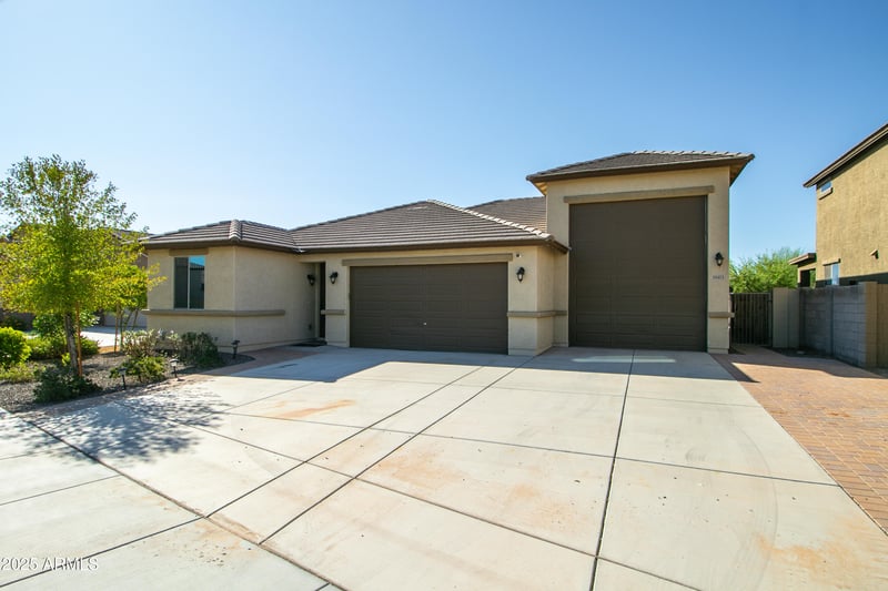18413 Foothill Dr, Surprise, AZ 85387