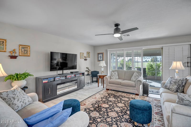 18414 104th Ave, Sun City, AZ 85373