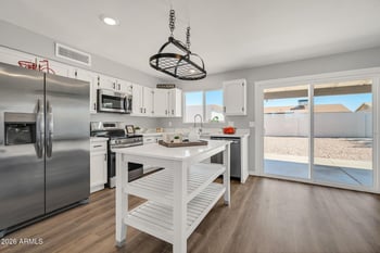 18415 33rd Ave, Phoenix, AZ 85053