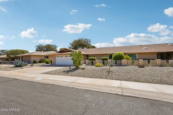 18415 N Conestoga Dr, Sun City, AZ 85373