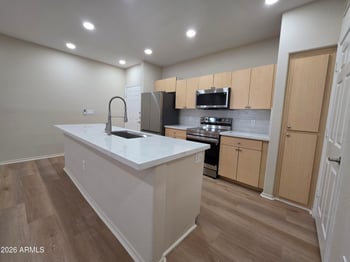 18416 N Cave Creek Rd #2020, Phoenix, AZ 85032