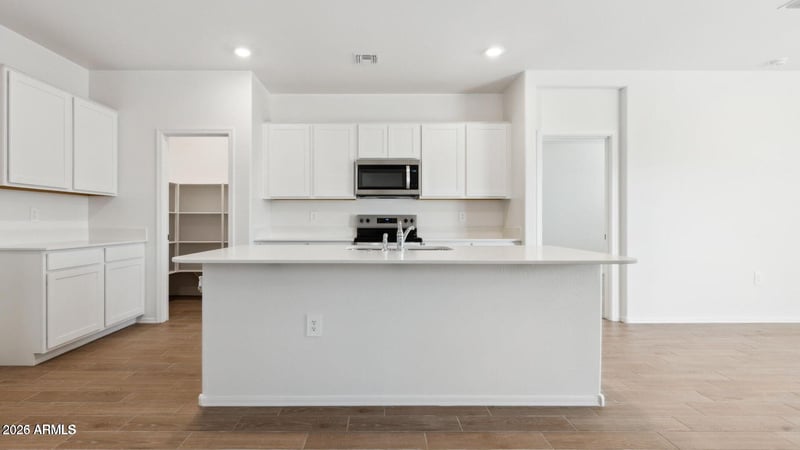 18416 Buckskin Trl, Wittmann, AZ 85361