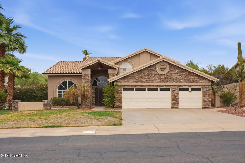 1842 E Windmere Dr, Phoenix, AZ 85048