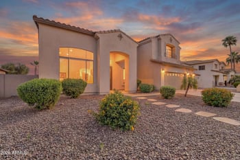18421 Mauna Loa Ln, Surprise, AZ 85388