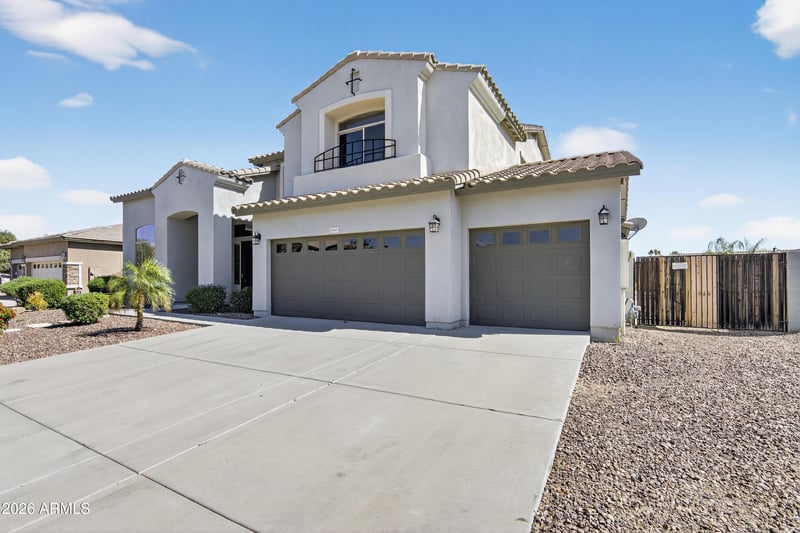 18421 Mauna Loa Ln, Surprise, AZ 85388