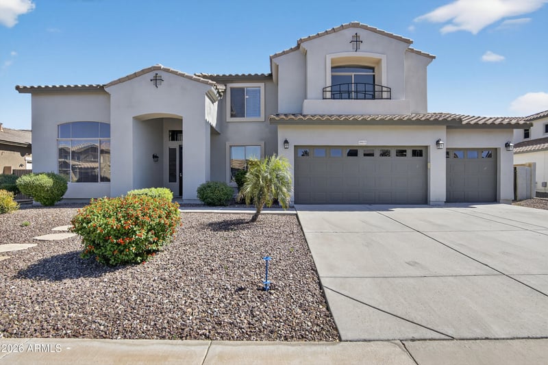 18421 Mauna Loa Ln, Surprise, AZ 85388