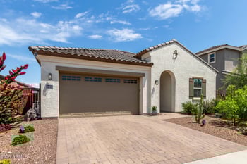 18422 Clinton St, Surprise, AZ 85388