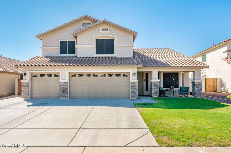 18424 59th Ln, Glendale, AZ 85308