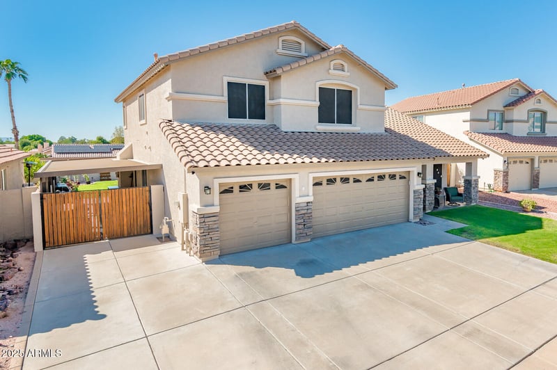 18424 59th Ln, Glendale, AZ 85308