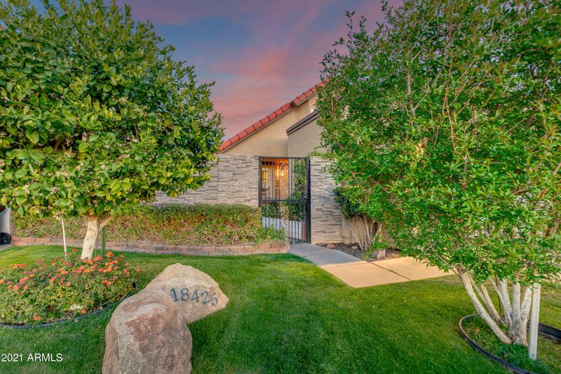 18425 N 36th Dr, Glendale, AZ 85308