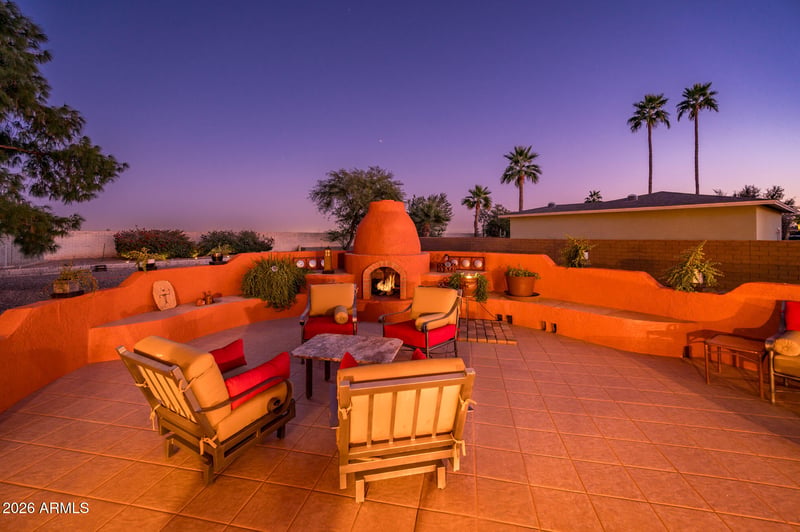 18425 Conquistador Dr, Sun City West, AZ 85375