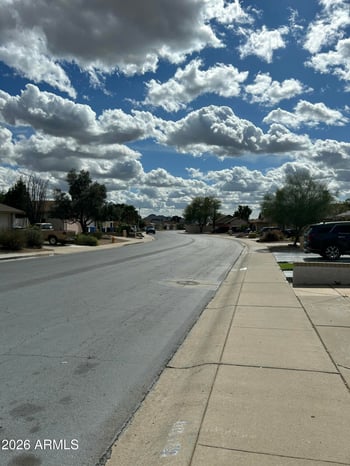 18426 19th St, Phoenix, AZ 85022