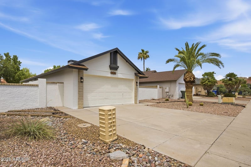 18426 N 19th St, Phoenix, AZ 85022