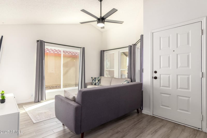 18427 36th Ave, Glendale, AZ 85308